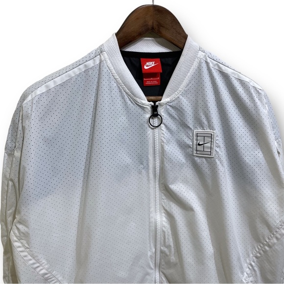 Nike Court Women's Windbreaker Training Performance Zip Up Jacket Size‎ Large - Picture 5 of 6